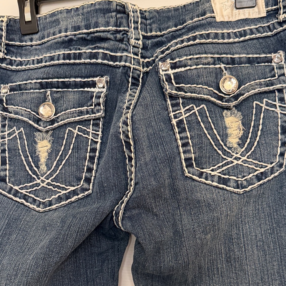 Dark Wash Distressed Women’s Jeans - Navy Blue - Picture 11 of 14